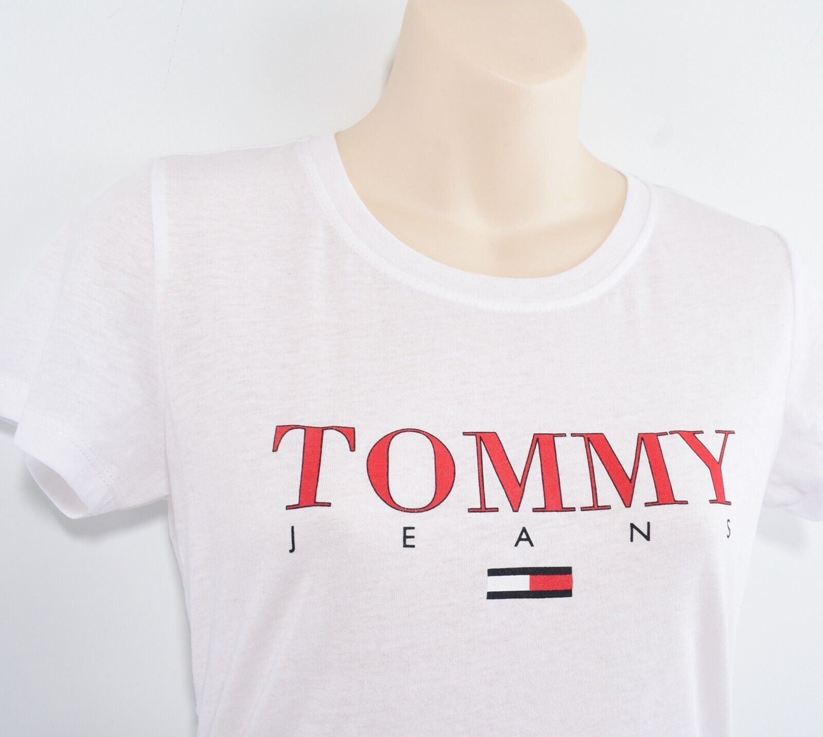 TOMMY HILFIGER - TOMMY JEANS Women's Slim Fit T-shirt, White, size S /UK 10